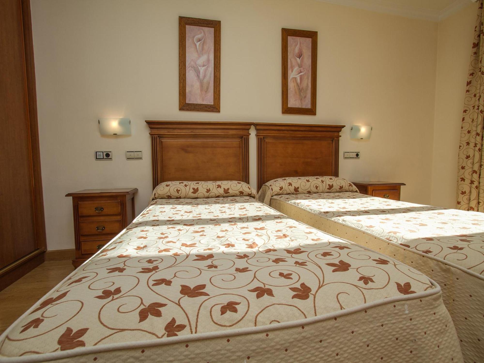 La Higuera Hotel Güéjar Sierra Kültér fotó